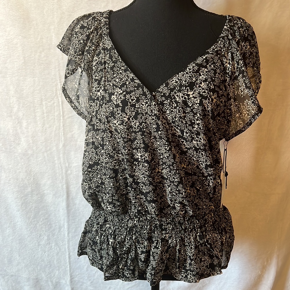 Japna Short Sleeve Blouse Size L color black/White NWT